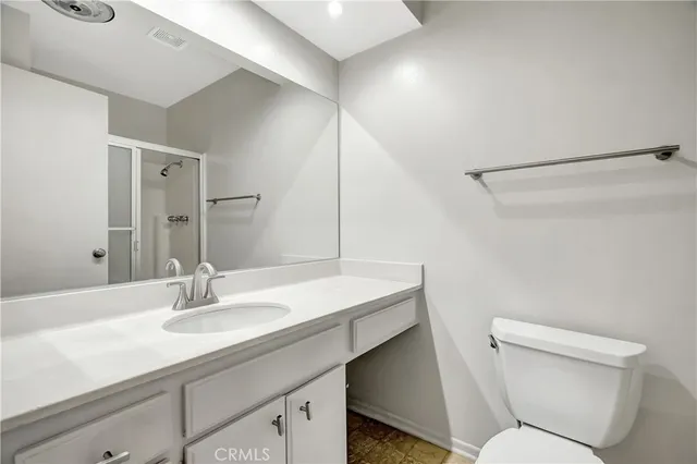 $465,000 | 7308 Corbin Avenue, Unit G, Reseda, CA 91335