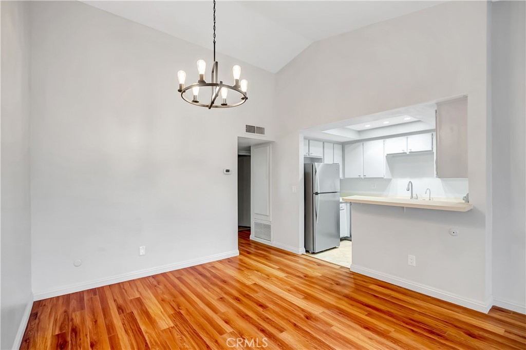 7308 Corbin Avenue, Unit G Reseda, CA 91335 - Photo 4 of 24