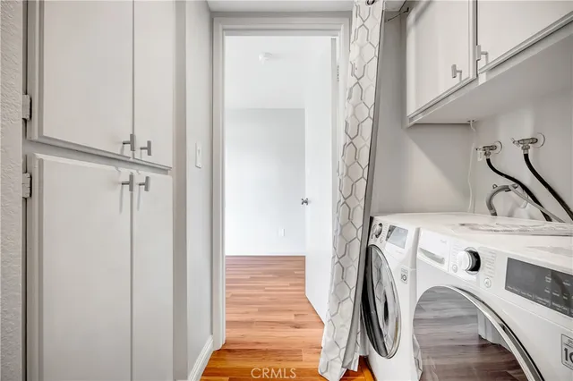 $465,000 | 7308 Corbin Avenue, Unit G, Reseda, CA 91335