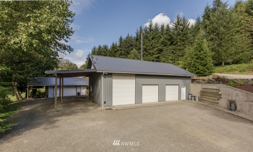 21470 Starbird Road Mount Vernon, WA 98274 - Photo 3 of 25 Gallery Image 3