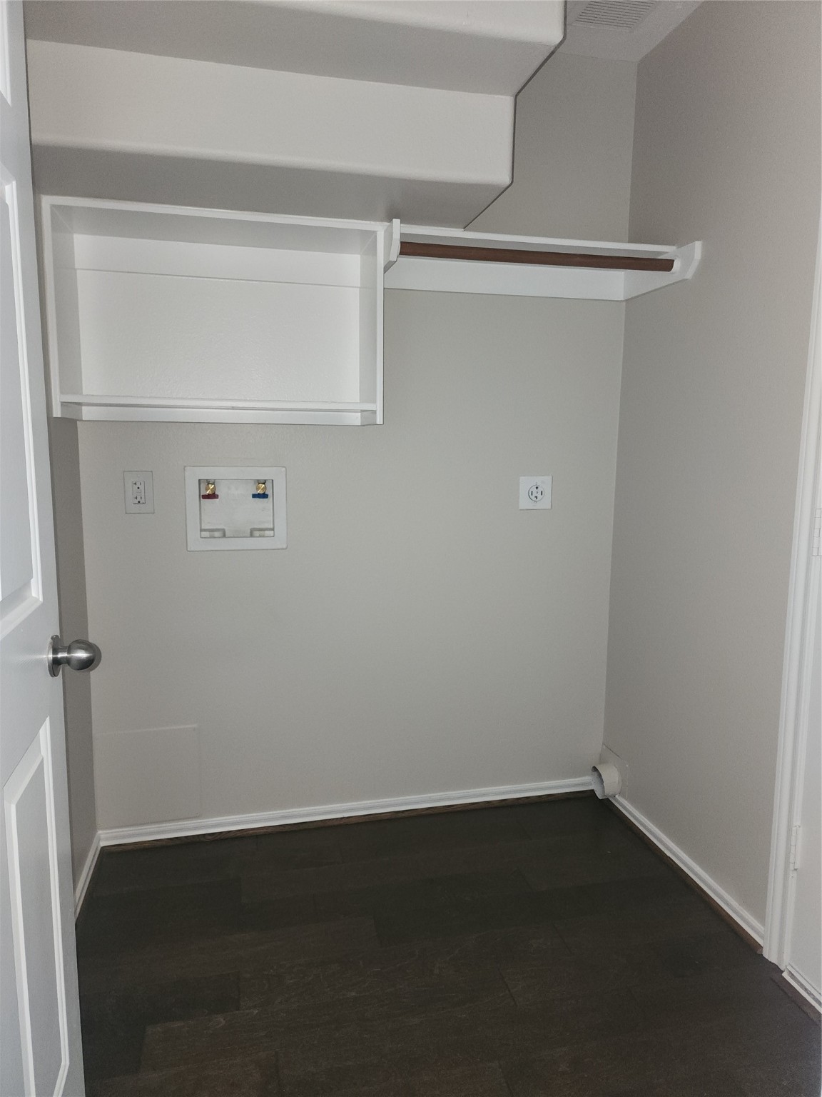 10614 Acacia Forest Trail Houston, TX 77089 - Photo 3 of 27 a view of small space with racks on the wall