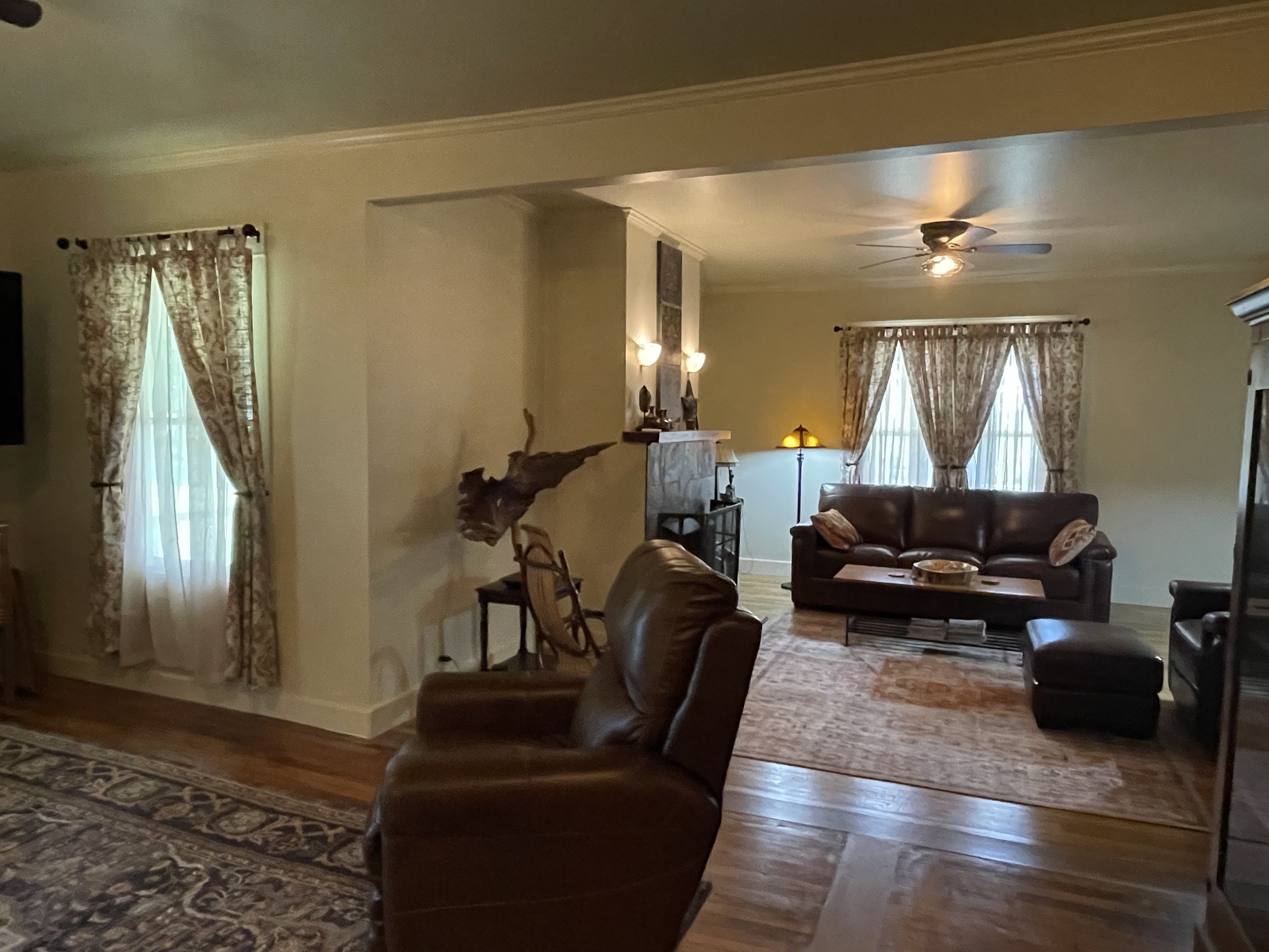 2870 Battle Creek Road Springfield, TN 37172 - Photo 24 of 48 a living room with furniture and a chandelier