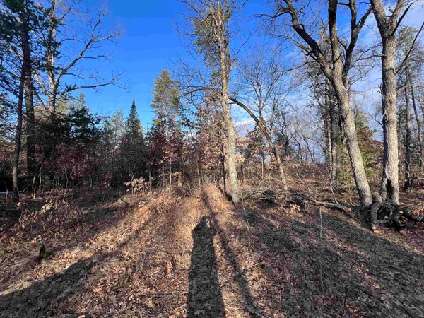 $27,900 | N9950 County Road A, Crivitz, WI 54114