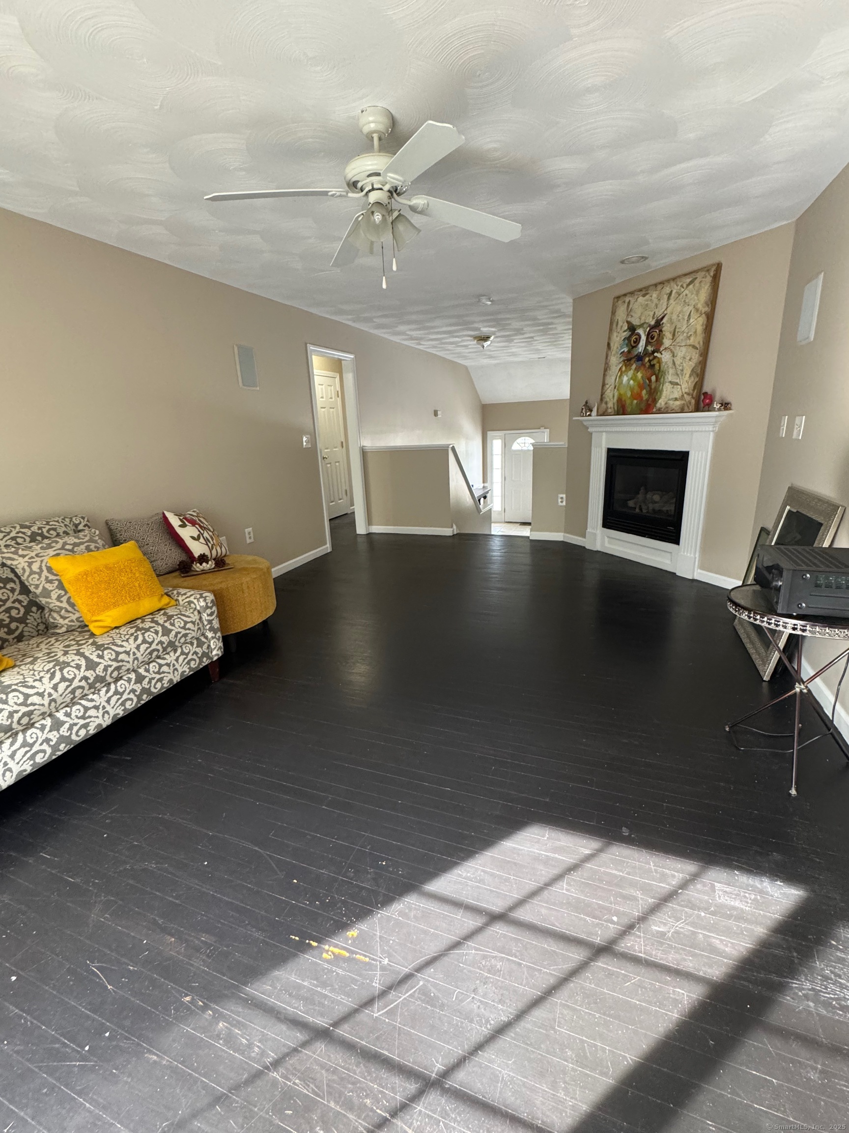 31 Marie Street, Unit B New Haven, CT 06513 - Photo 13 of 36