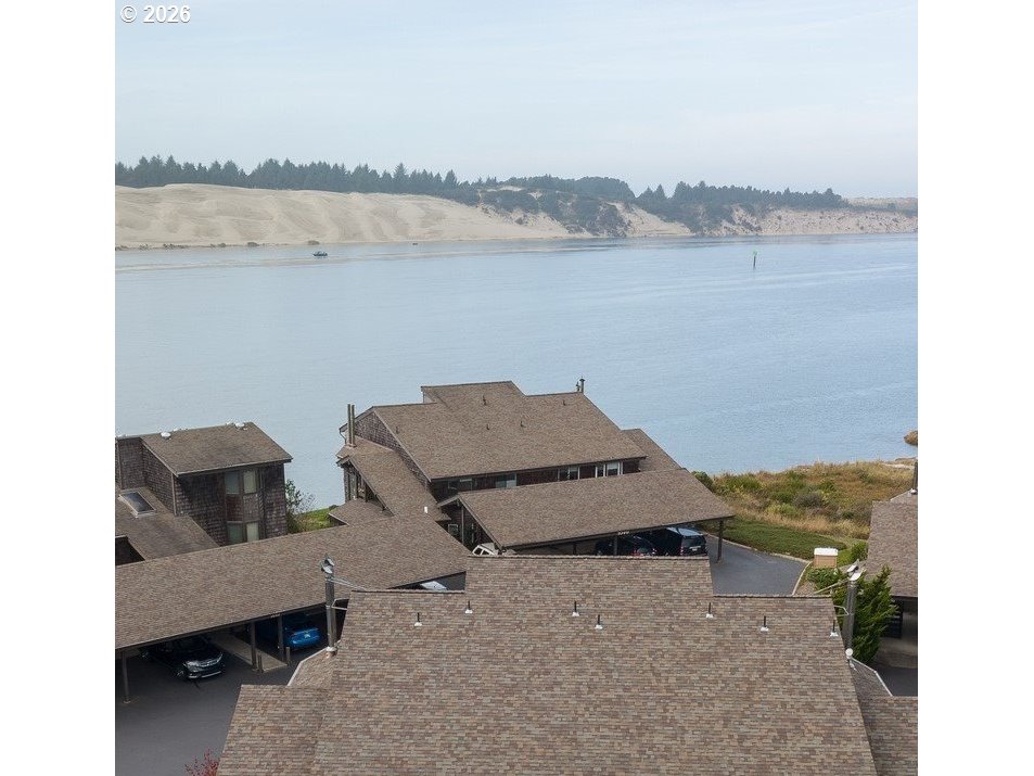 1040 Bay Street Florence, OR 97439 - Photo 2 of 36