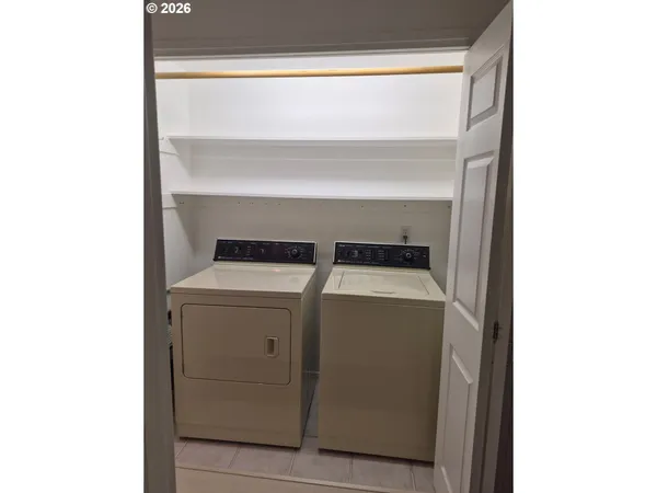 $399,000 | 1040 Bay Street, Unit 14, Florence, OR 97439