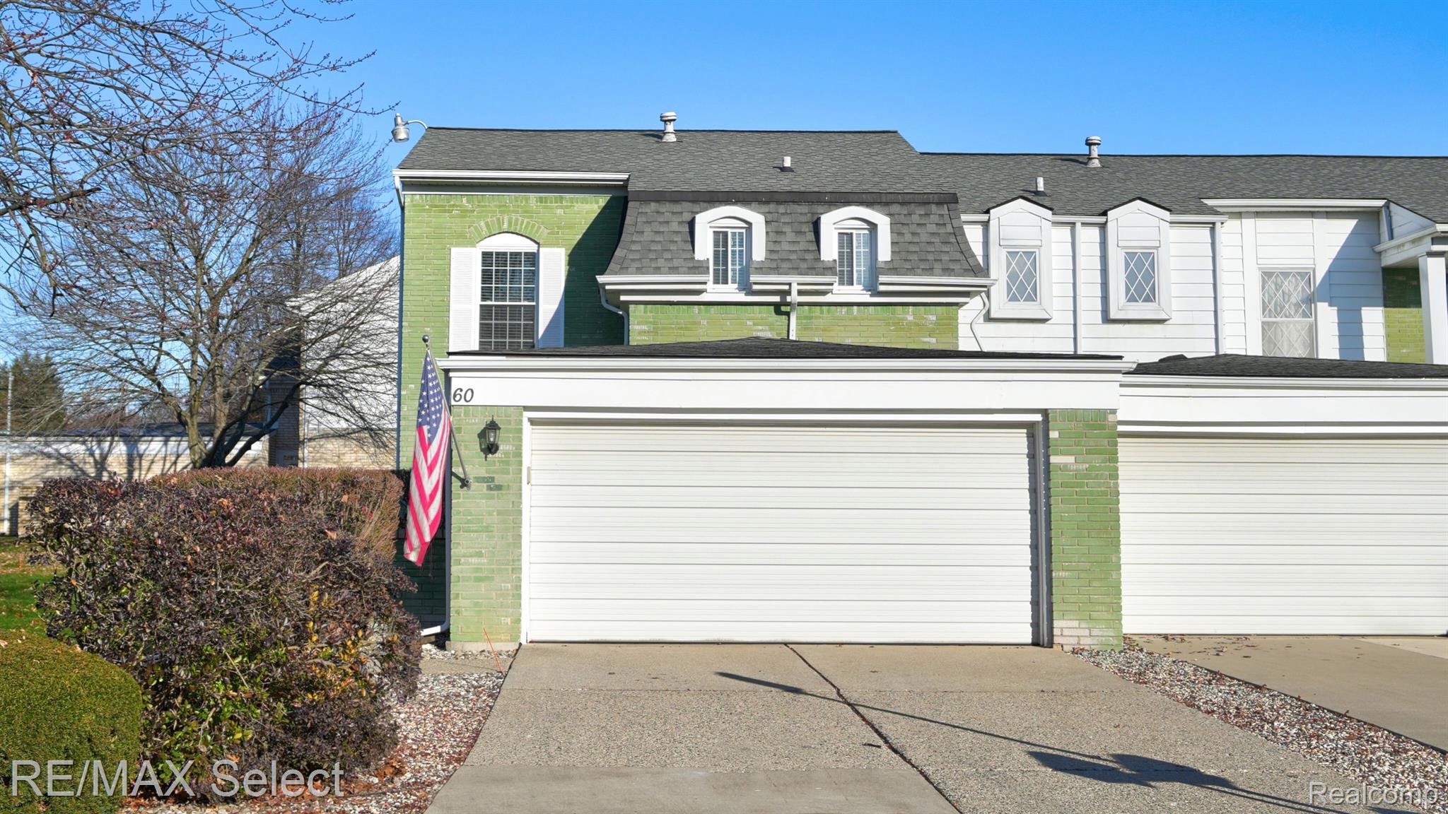 60 Stratford Lane Rochester, MI 48309 - Photo 2 of 47 Gallery Image 2