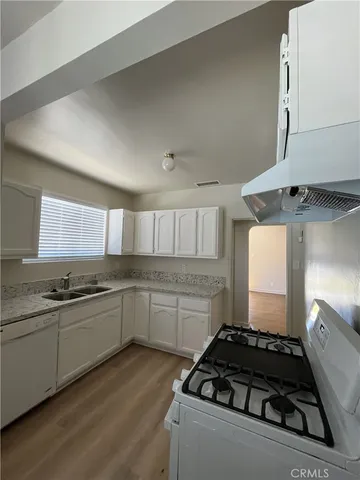 $795,000 | 10563 Las Lunitas Avenue, Tujunga, CA 91042