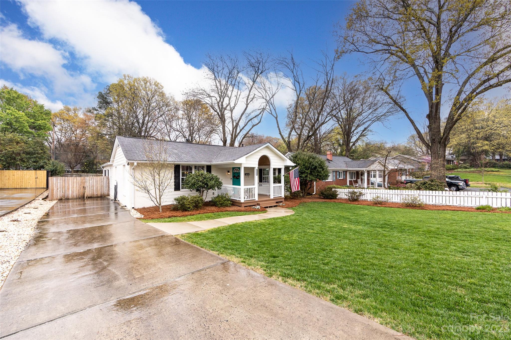 4341 Applegate Road Charlotte, NC 28209 - Photo 2 of 39 a front view of a house with garden