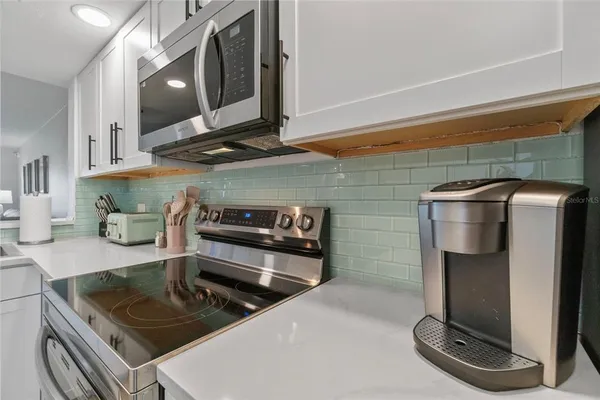 $2,400 | 433 Cerromar Lane, Unit 441, Venice, FL 34293