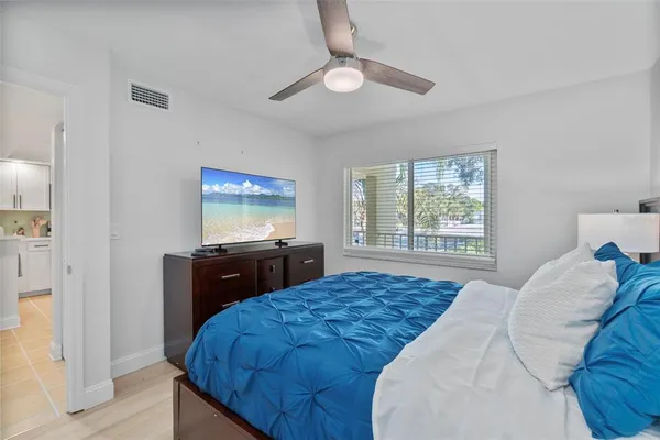 $2,400 | 433 Cerromar Lane, Unit 441, Venice, FL 34293