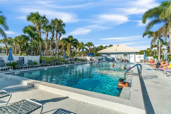 $2,400 | 433 Cerromar Lane, Unit 441, Venice, FL 34293