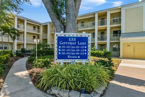 $2,400 | 433 Cerromar Lane, Unit 441, Venice, FL 34293