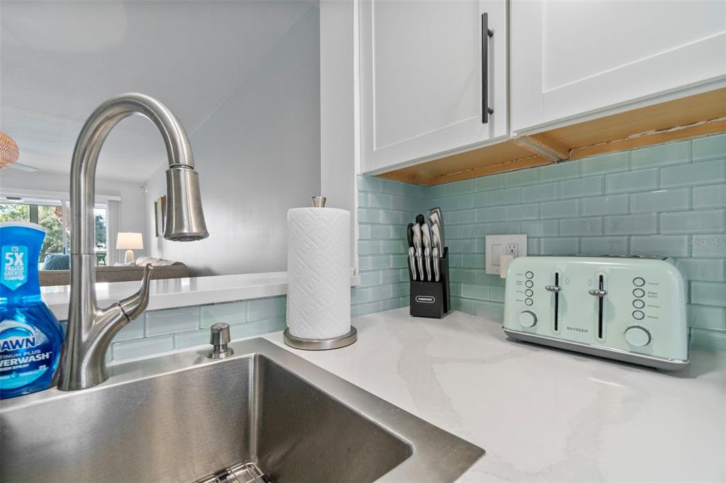433 Cerromar Lane, Unit 441 Venice, FL 34293 - Photo 8 of 65