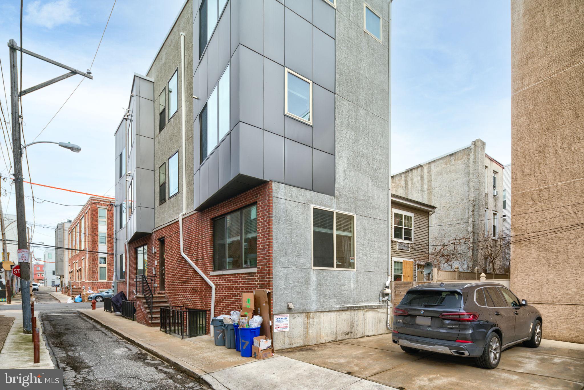 717 North 17th Street, Unit 2 Philadelphia, PA 19130 - Photo 2 of 16