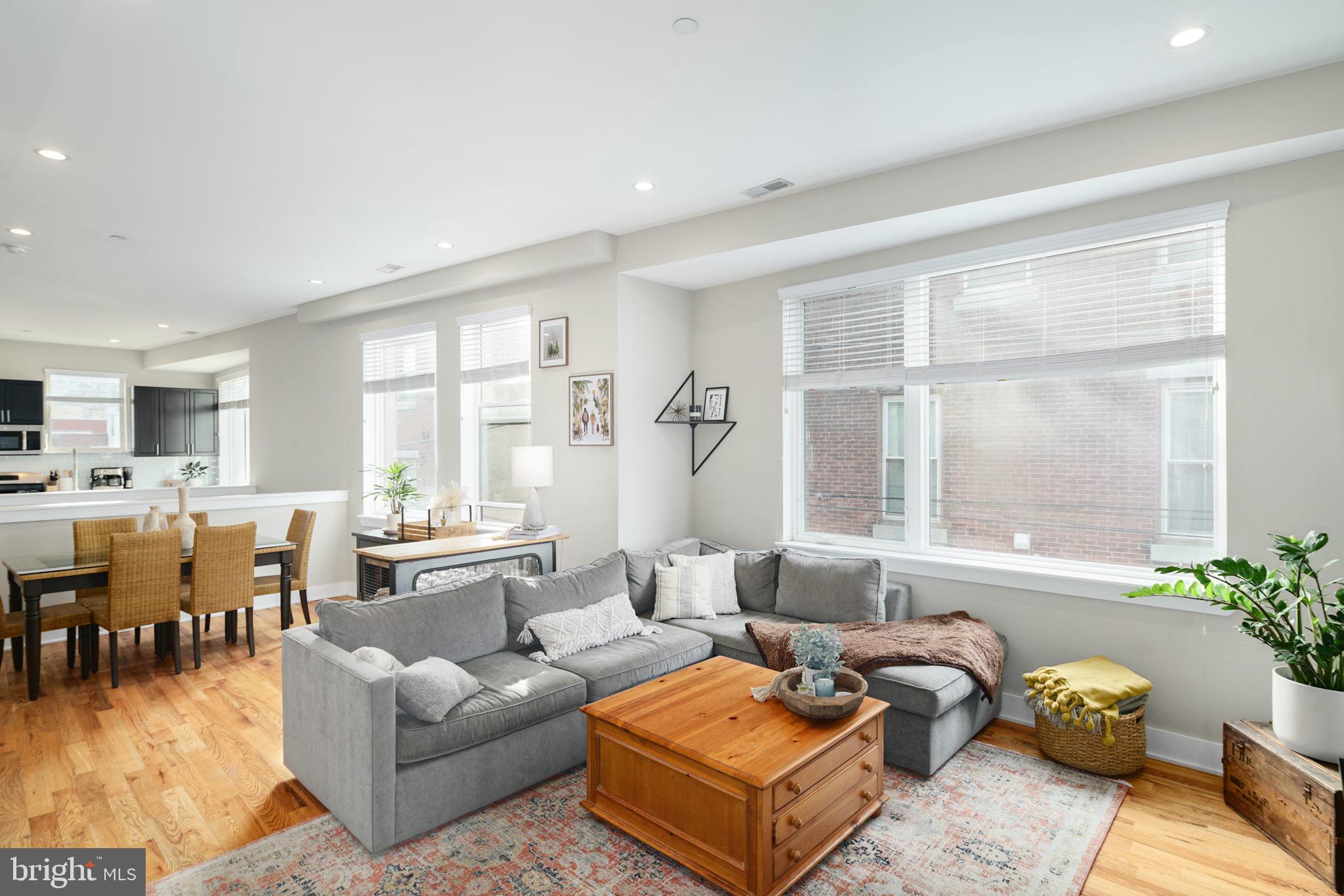 717 North 17th Street, Unit 2 Philadelphia, PA 19130 - Photo 3 of 16