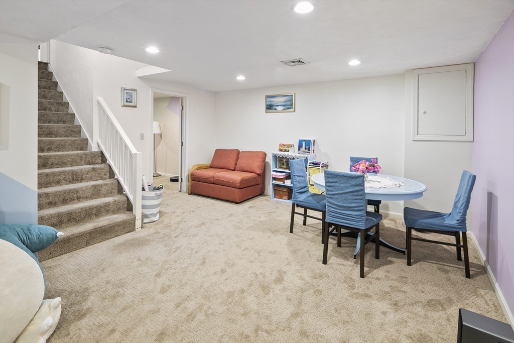 15 Juniper Road Sharon, MA 02067 - Photo 28 of 42