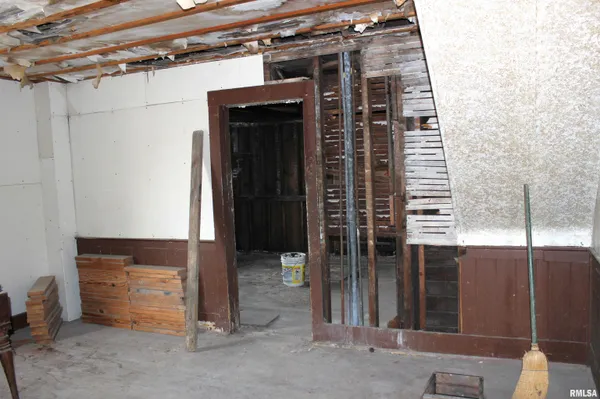 $39,900 | 507 West Brooks Street, Galesburg, IL 61401