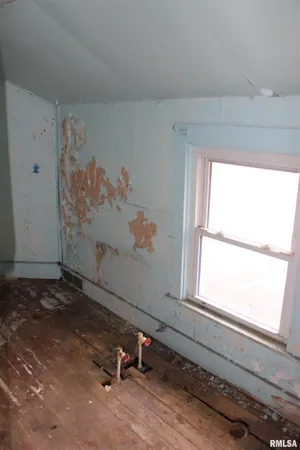 $39,900 | 507 West Brooks Street, Galesburg, IL 61401