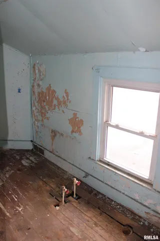 $39,900 | 507 West Brooks Street, Galesburg, IL 61401