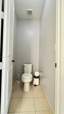 $3,950 | 3278 West 97th Terrace, Hialeah, FL 33018