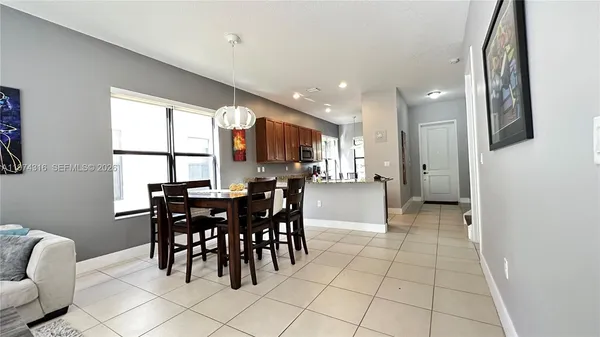 $3,950 | 3278 West 97th Terrace, Hialeah, FL 33018