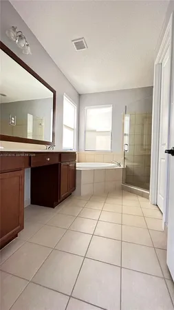 $3,950 | 3278 West 97th Terrace, Hialeah, FL 33018