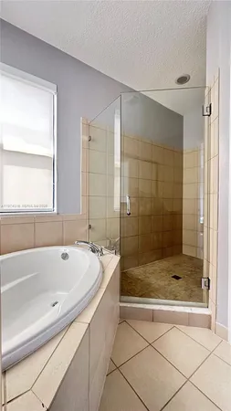 $3,950 | 3278 West 97th Terrace, Hialeah, FL 33018