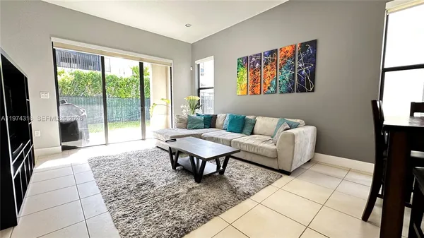 $3,950 | 3278 West 97th Terrace, Hialeah, FL 33018