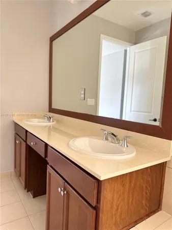 $3,950 | 3278 West 97th Terrace, Hialeah, FL 33018