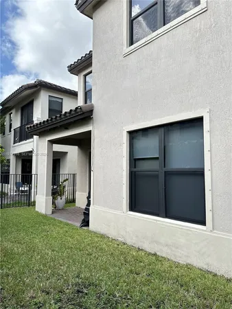 $3,950 | 3278 West 97th Terrace, Hialeah, FL 33018