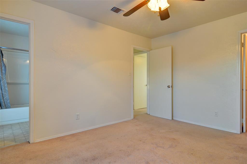 6764 Dandelion Drive Fort Worth, TX 76137 - Photo 28 of 31