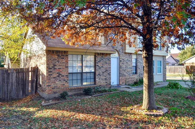 $1,600 | 6764 Dandelion Drive, Fort Worth, TX 76137