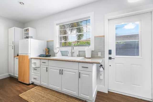 $2,100 | 43 West Plumosa Lane, Unit S, Lake Worth, FL 33467