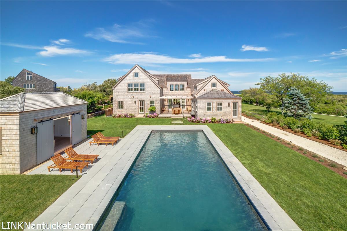 56 Squam Road Nantucket, MA 02554 - Photo 3 of 29 Gallery Image 3