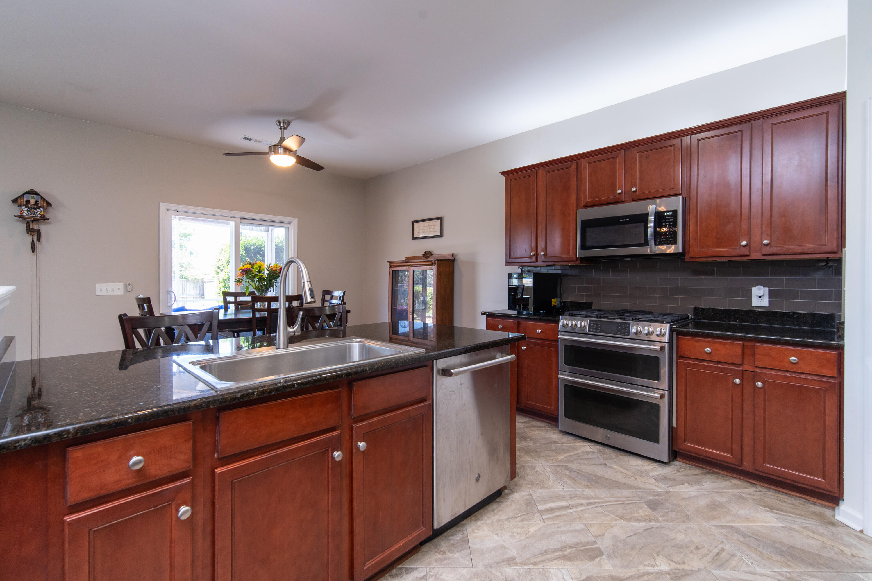 253 Cameron Street Summerville, SC 29486 - Photo 21 of 50 253 Cameron Street-20