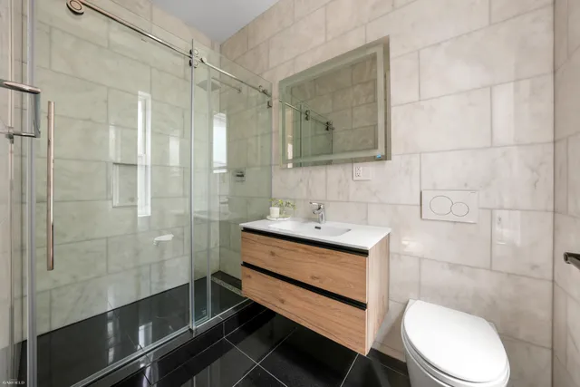 $2,080,000 | 256 West 88th Street, Unit PH | Upper West Side