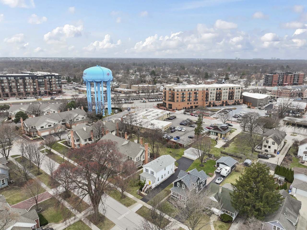 114 South Elm Street Mount Prospect, IL 60056 - Photo 40 of 44 a view of a city