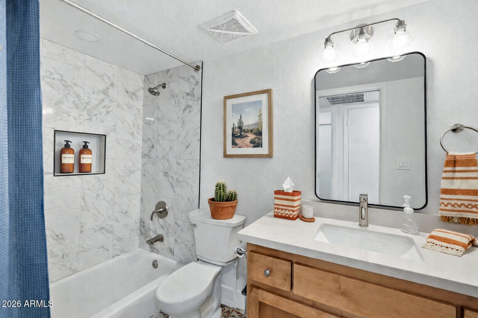 6615 East Phelps Road Scottsdale, AZ 85254 - Photo 35 of 53 35. Guest bath