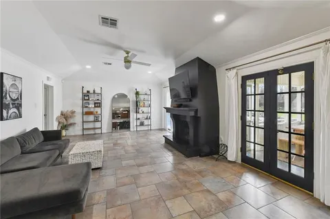 $487,500 | 2604 Crestwood Road, Marrero, LA 70072