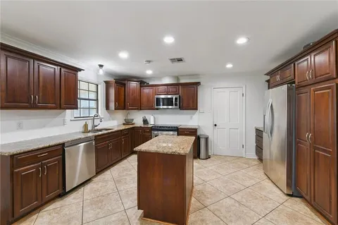 $487,500 | 2604 Crestwood Road, Marrero, LA 70072