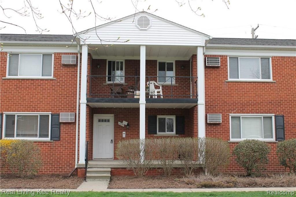 1097 Tienken Court, Unit 202 Rochester, MI 48306 - Photo 1 of 17