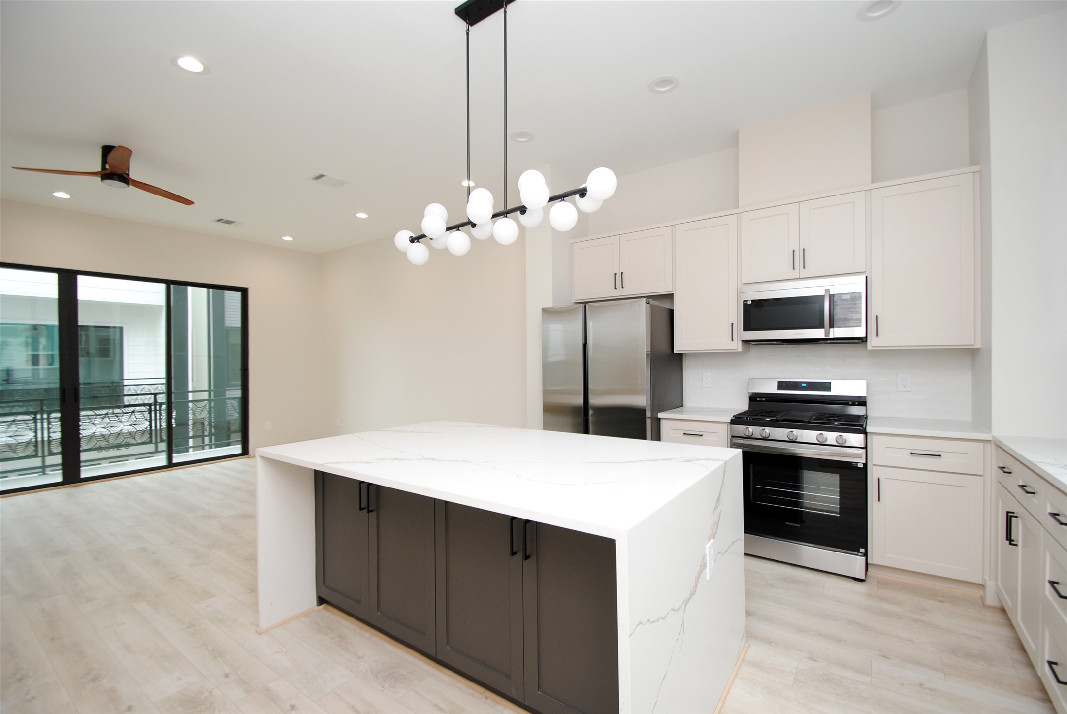 6310 Illinois Street, Unit B Houston, TX 77021 - Photo 6 of 24