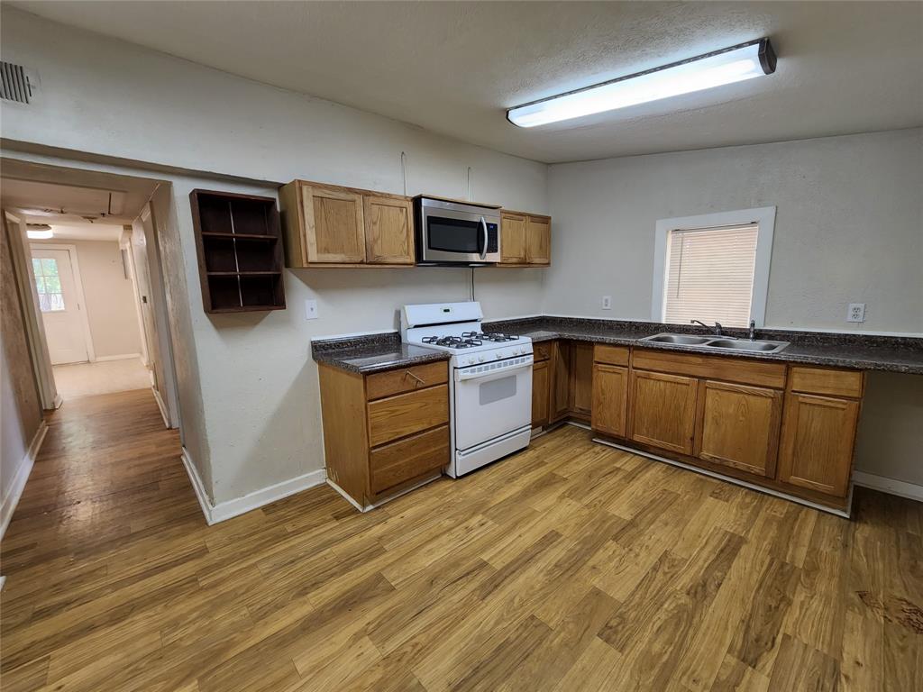 508 Acme Street Denton, TX 76205 - Photo 11 of 15