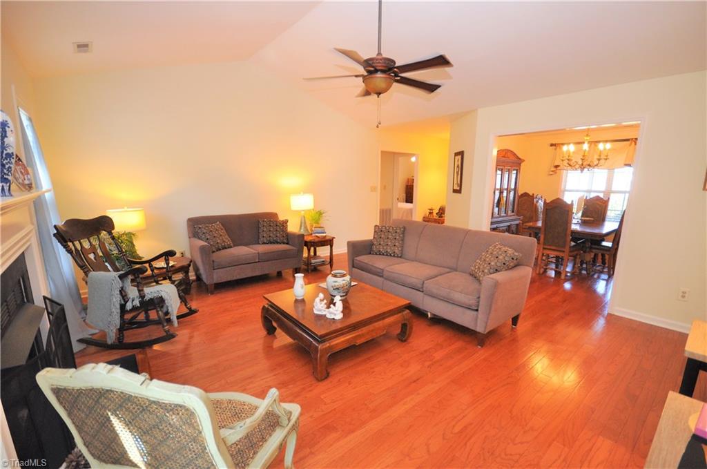 110 Stapleton Way High Point, NC 27265 - Photo 5 of 30 Gallery Image 5