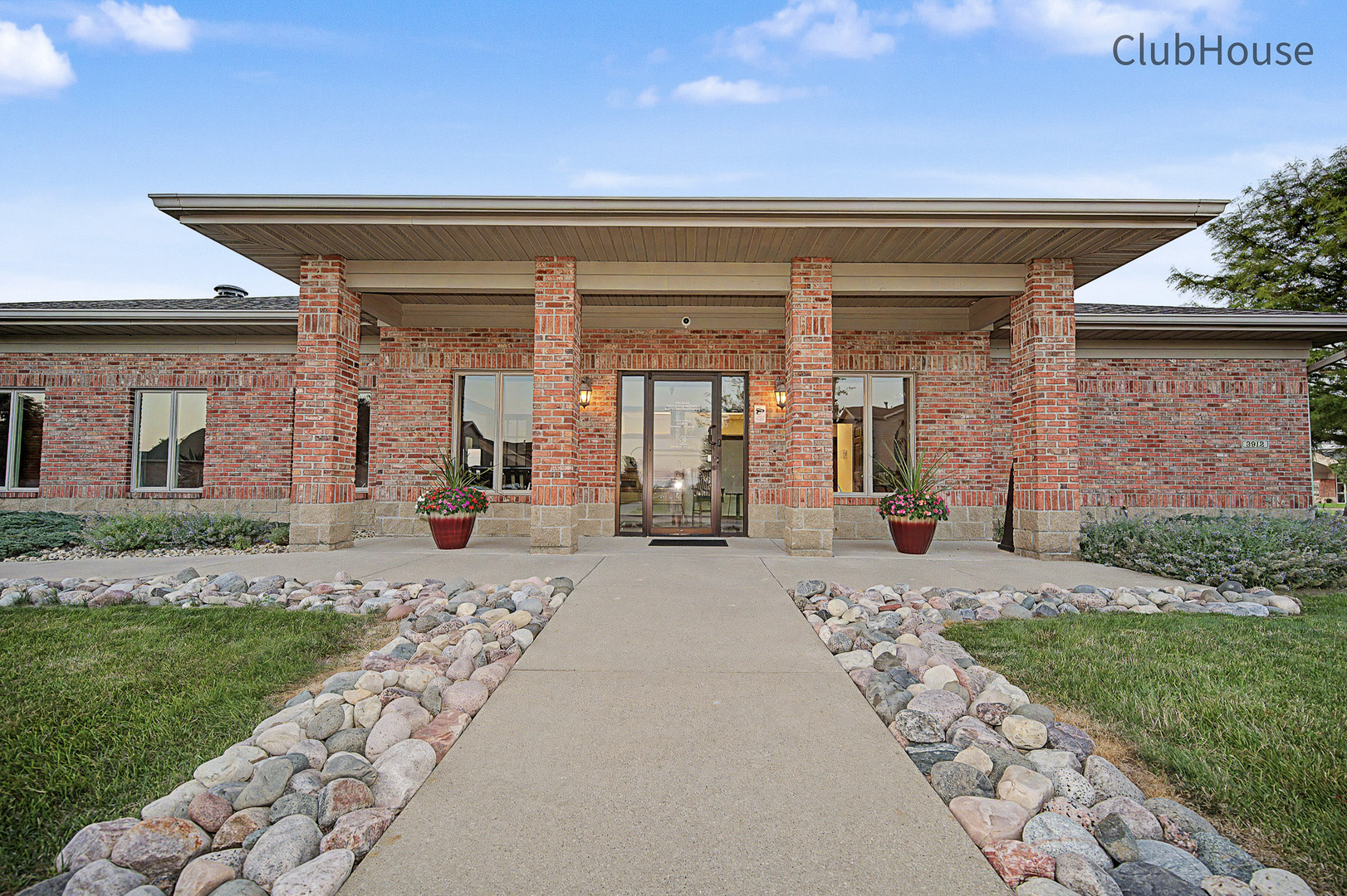 1820 Glenbridge Road Bloomington, IL 61704 - Photo 32 of 42