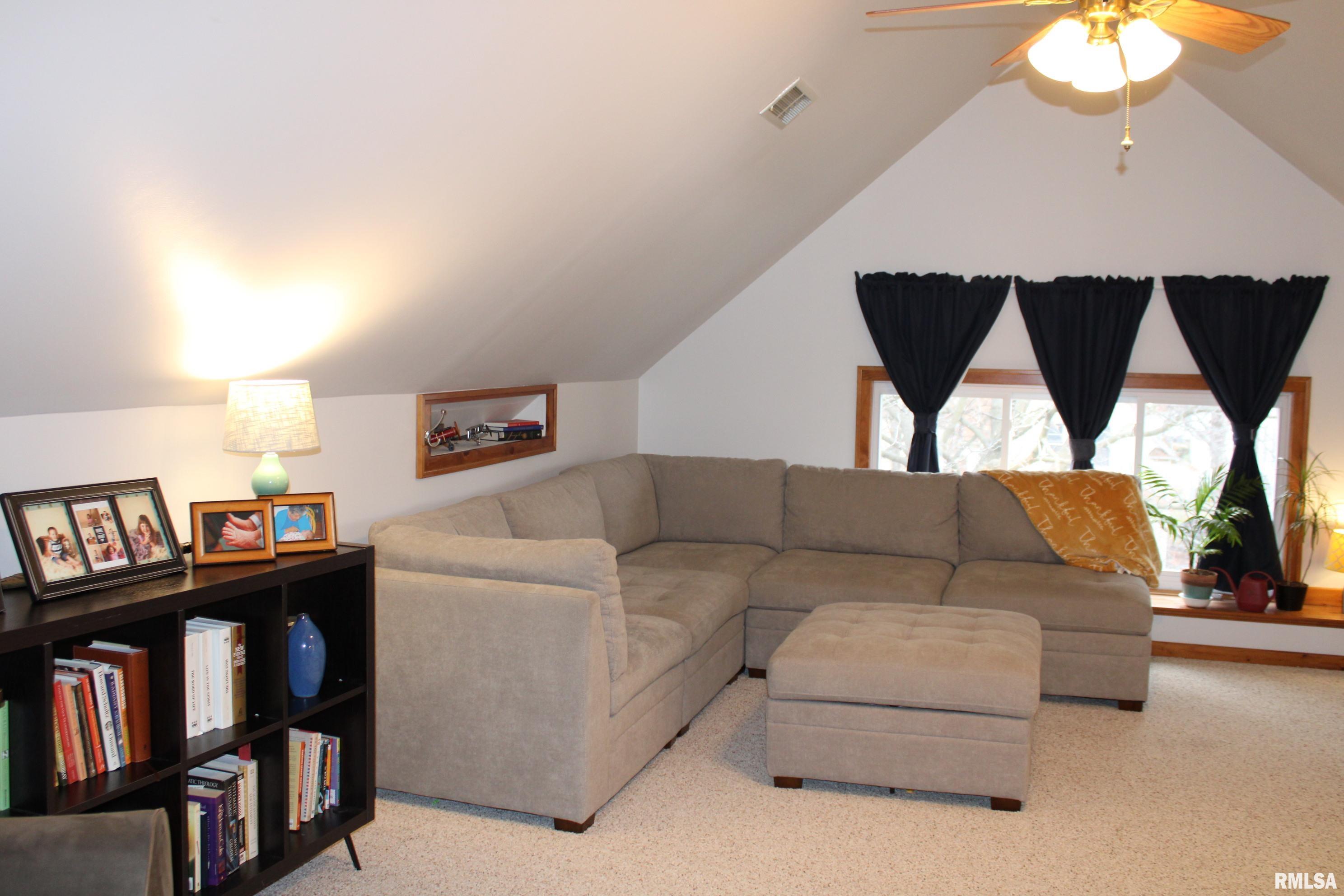 1920 15th Street Moline, IL 61265 - Photo 33 of 40 Gallery Image 33