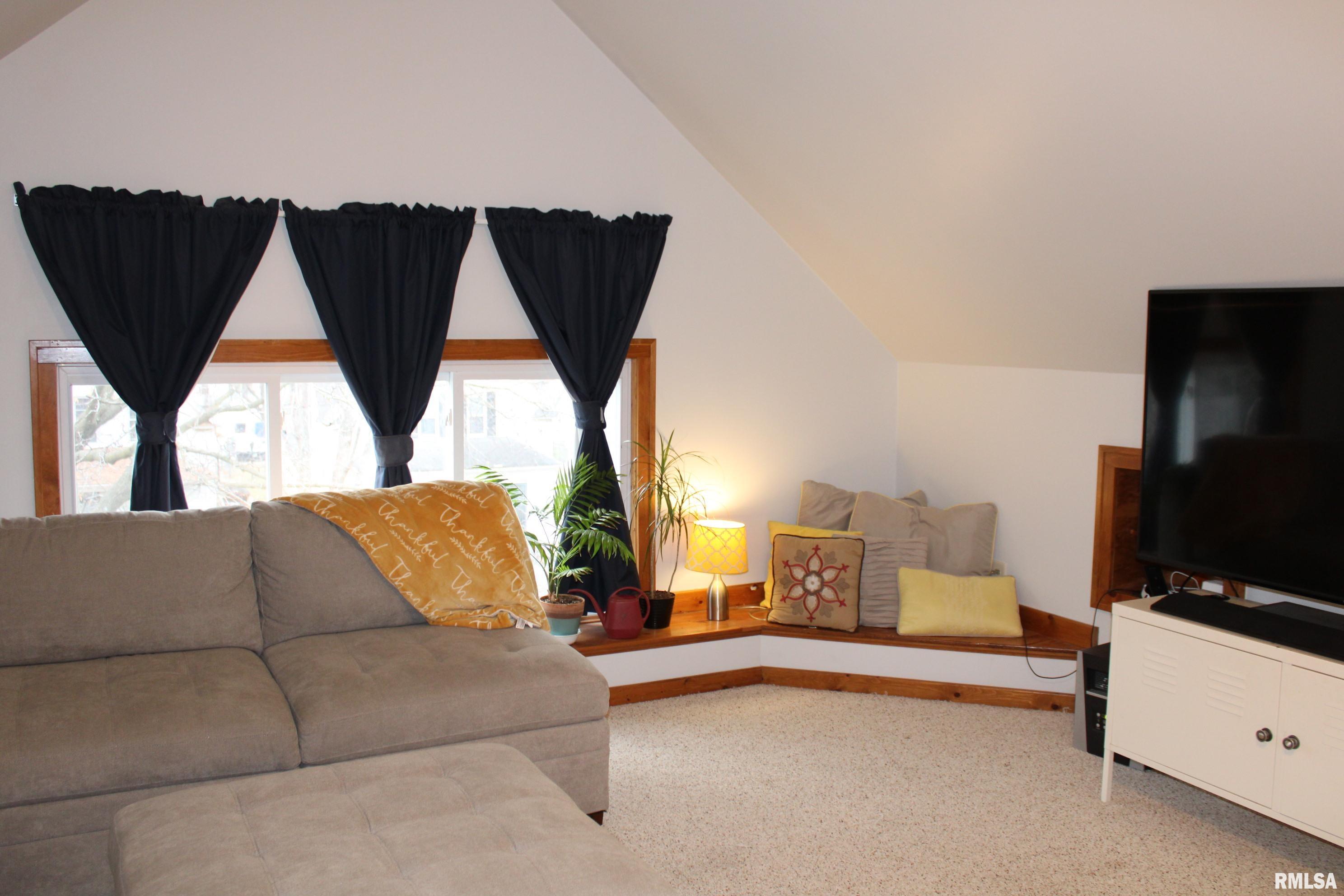 1920 15th Street Moline, IL 61265 - Photo 36 of 40 Gallery Image 36
