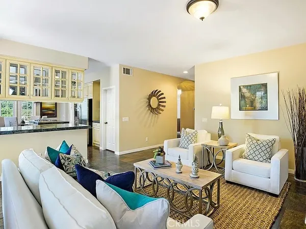 $9,500 | 948 Ellesmere Way, Oak Park, CA 91377