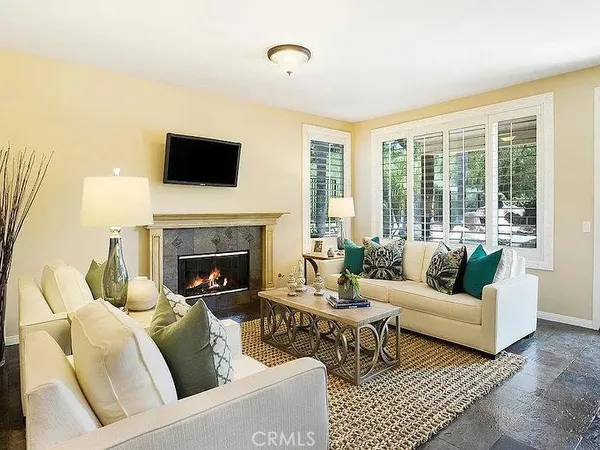 $9,500 | 948 Ellesmere Way, Oak Park, CA 91377